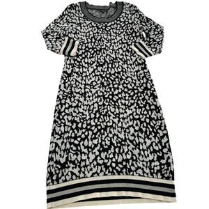 Yest Sweater Dress Womens Size 4 US Animal Print‎ Knit Long Sleeve Pullover